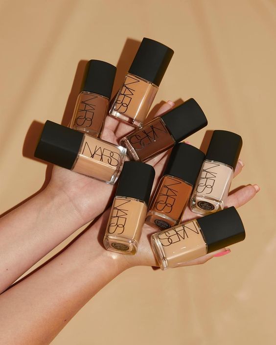 نارس شير جلو (NARS Sheer Glow Foundation)